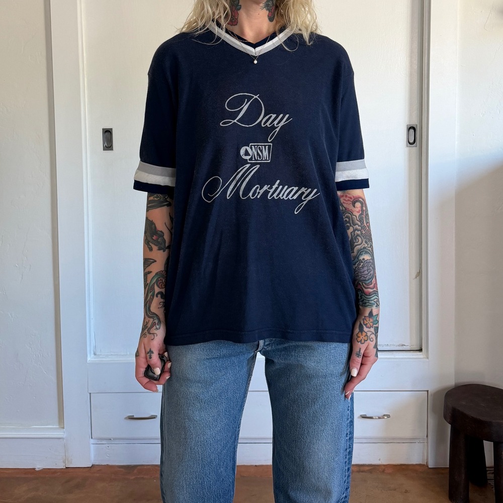 Vintage 1990s Day Mortuary Jersey Shirt Navy Silver 31 Graphic V-Neck Mens L